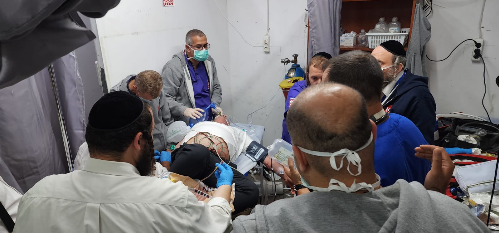 מרפאת אומן · Uman Clinic